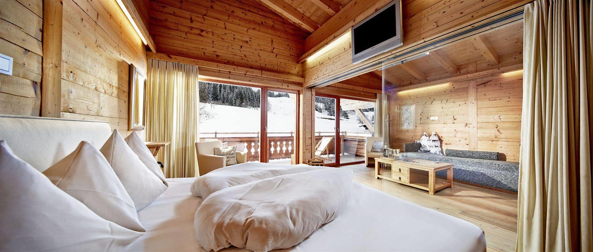 Art & Ski-In Hotel Hinterhag Заалбах-Хинтерглем Стая снимка