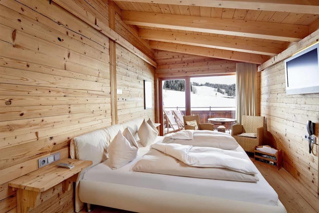 Art & Ski-In Hotel Hinterhag Заалбах-Хинтерглем Стая снимка